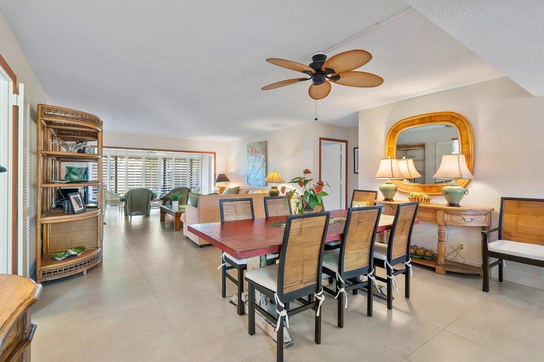 For Sale: $695,000 (3 beds, 2 baths, 1958 Square Feet)