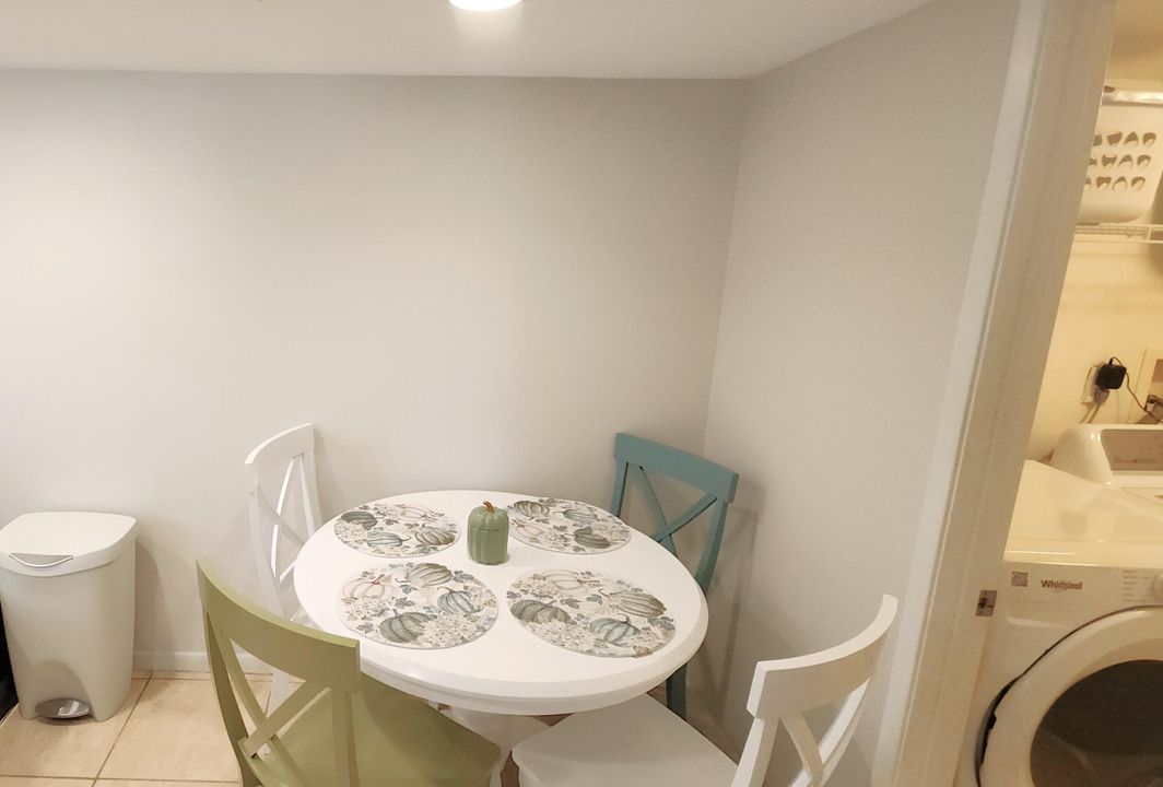 В аренду: $4,999 (2 спален, 2 ванн, 1160 Квадратных фут)