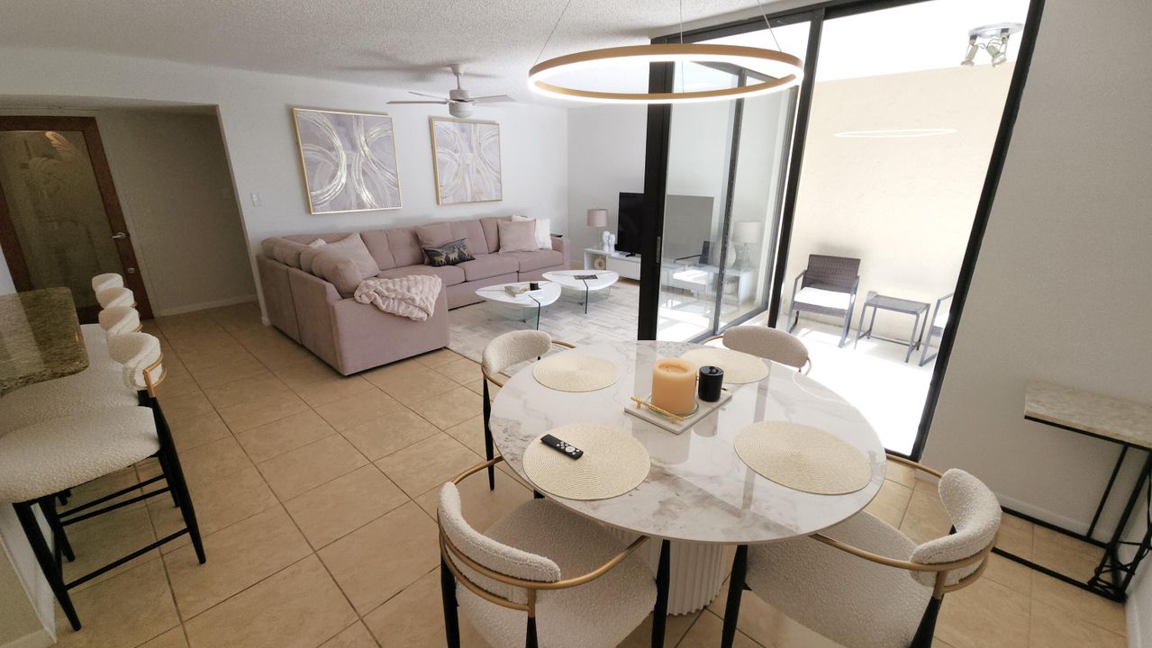 В аренду: $4,999 (2 спален, 2 ванн, 1160 Квадратных фут)