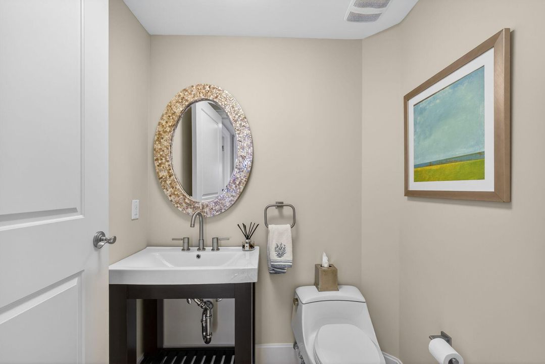 En Venta: $2,625,000 (2 camas, 2 baños, 2115 Pies cuadrados)