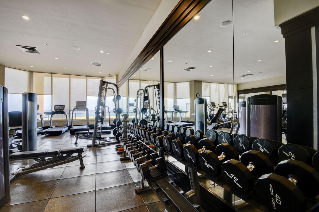 En Venta: $2,625,000 (2 camas, 2 baños, 2115 Pies cuadrados)