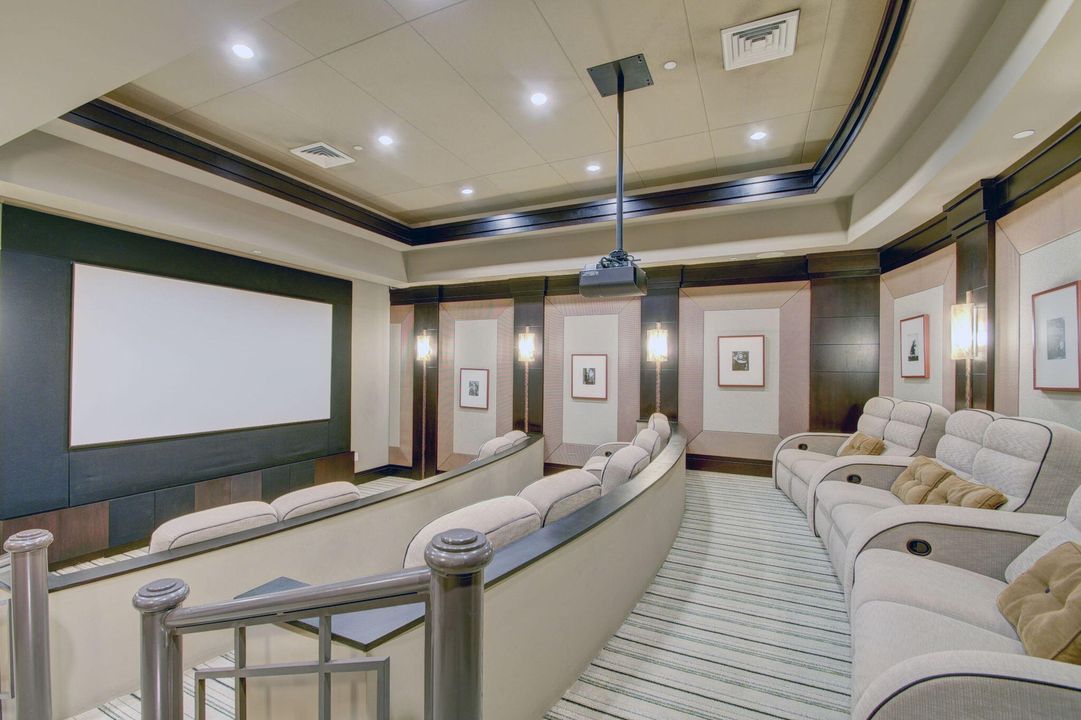 En Venta: $2,625,000 (2 camas, 2 baños, 2115 Pies cuadrados)