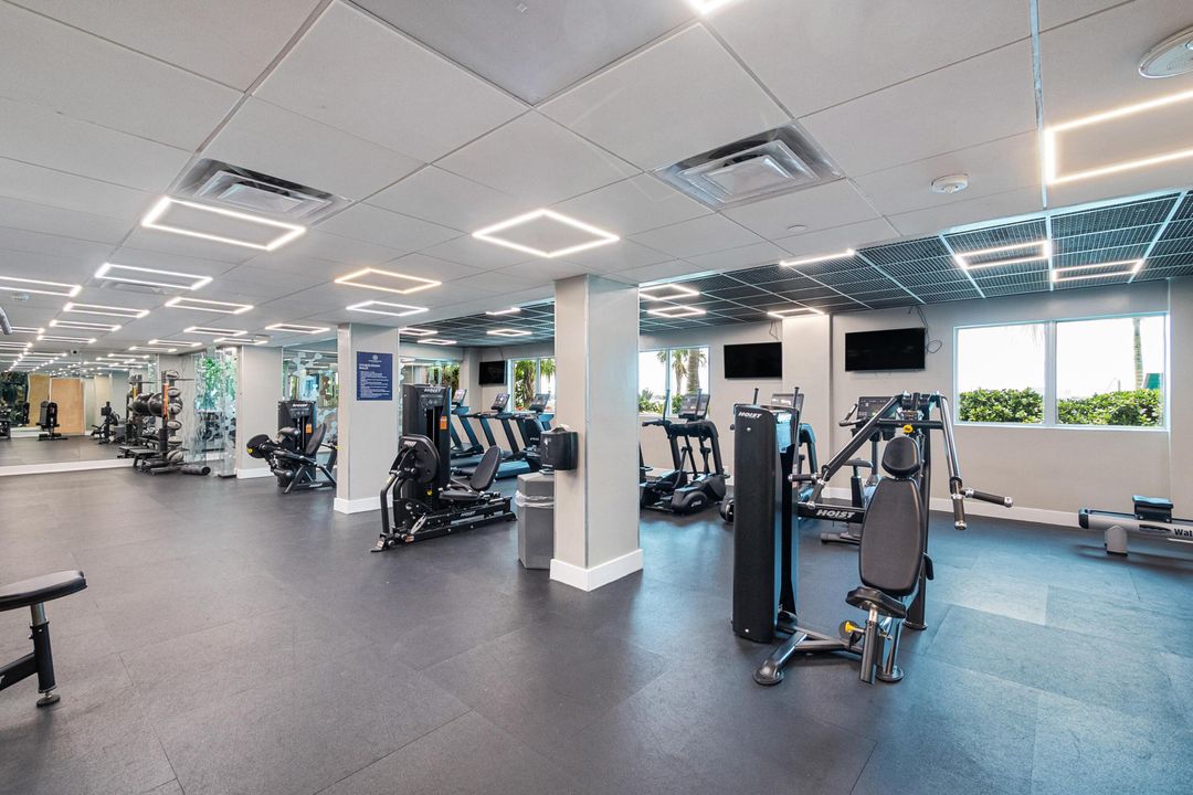 For Rent: $3,000 (2 beds, 2 baths, 1100 Square Feet)