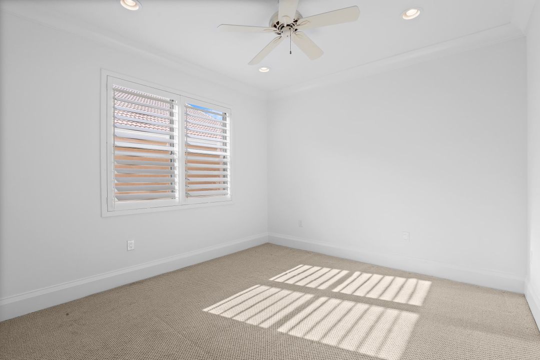 待售: $1,500,000 (5 贝兹, 4 浴室, 3579 平方英尺)