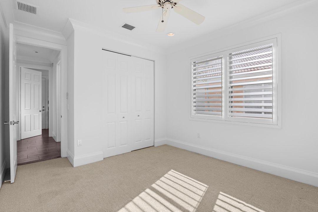 待售: $1,500,000 (5 贝兹, 4 浴室, 3579 平方英尺)