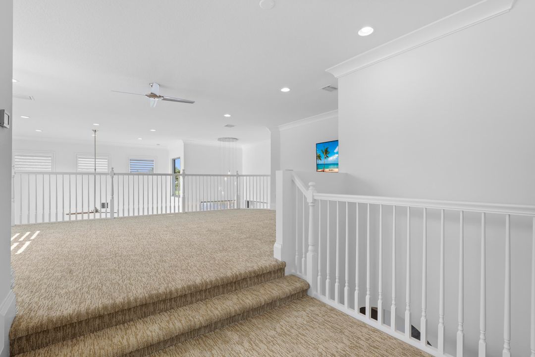 待售: $1,500,000 (5 贝兹, 4 浴室, 3579 平方英尺)