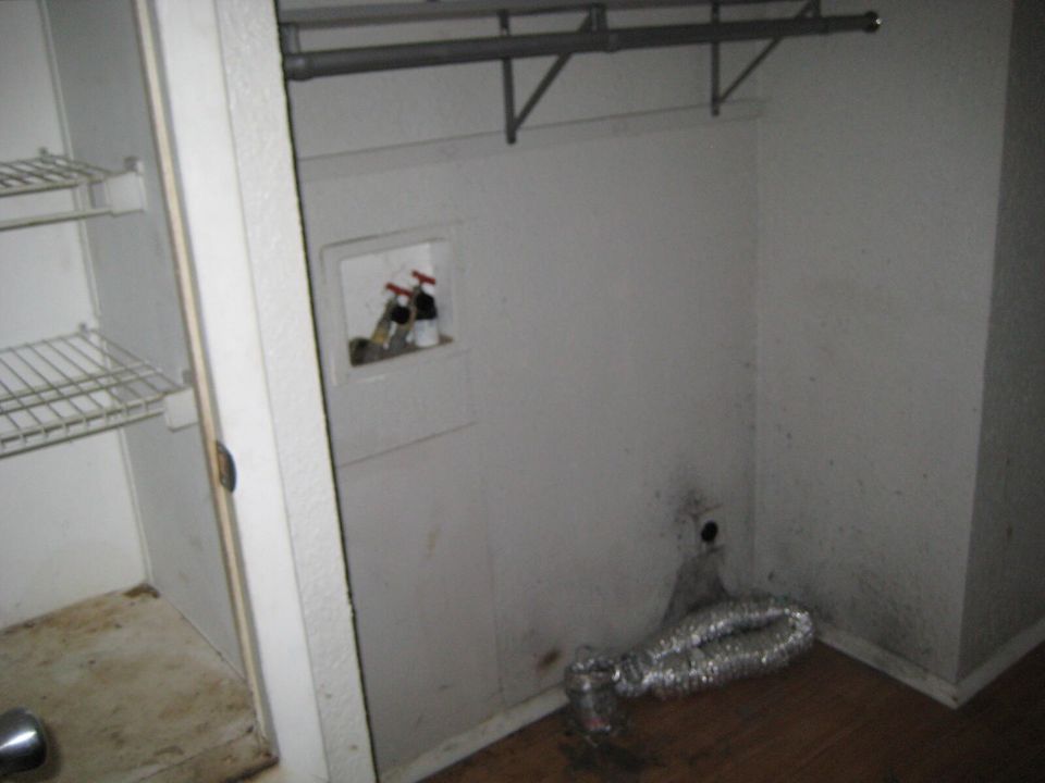 For Sale: $142,000 (4 beds, 2 baths, 1848 Square Feet)