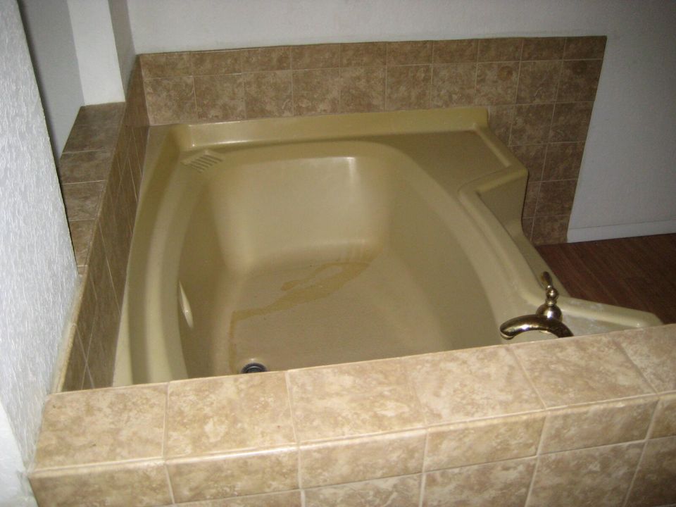 For Sale: $142,000 (4 beds, 2 baths, 1848 Square Feet)