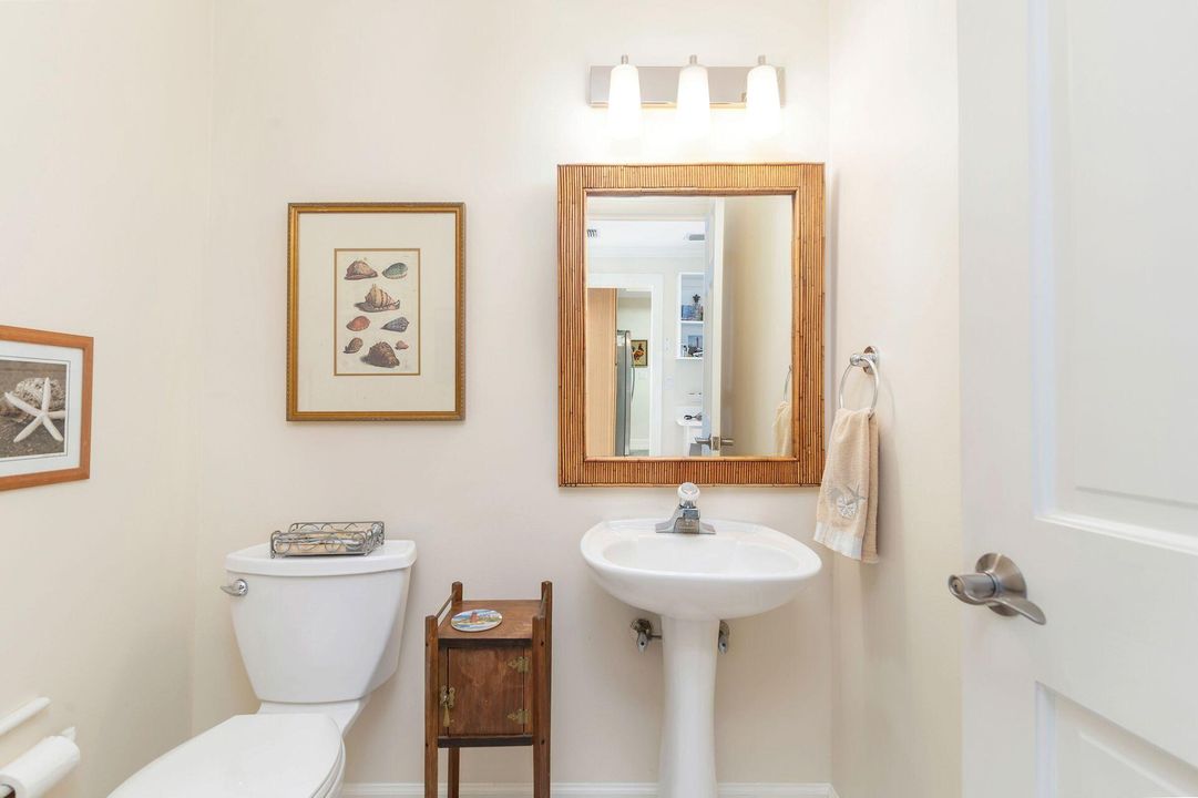 На продажу: $3,595,000 (4 спален, 2 ванн, 2432 Квадратных фут)