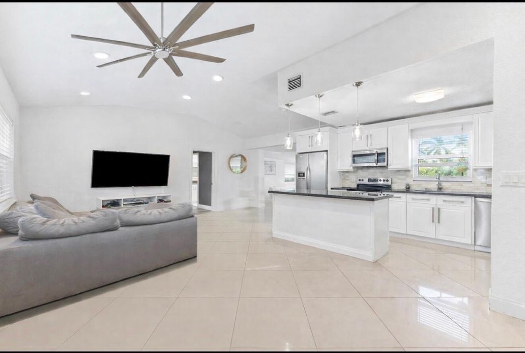 For Sale: $689,999 (4 beds, 3 baths, 1921 Square Feet)