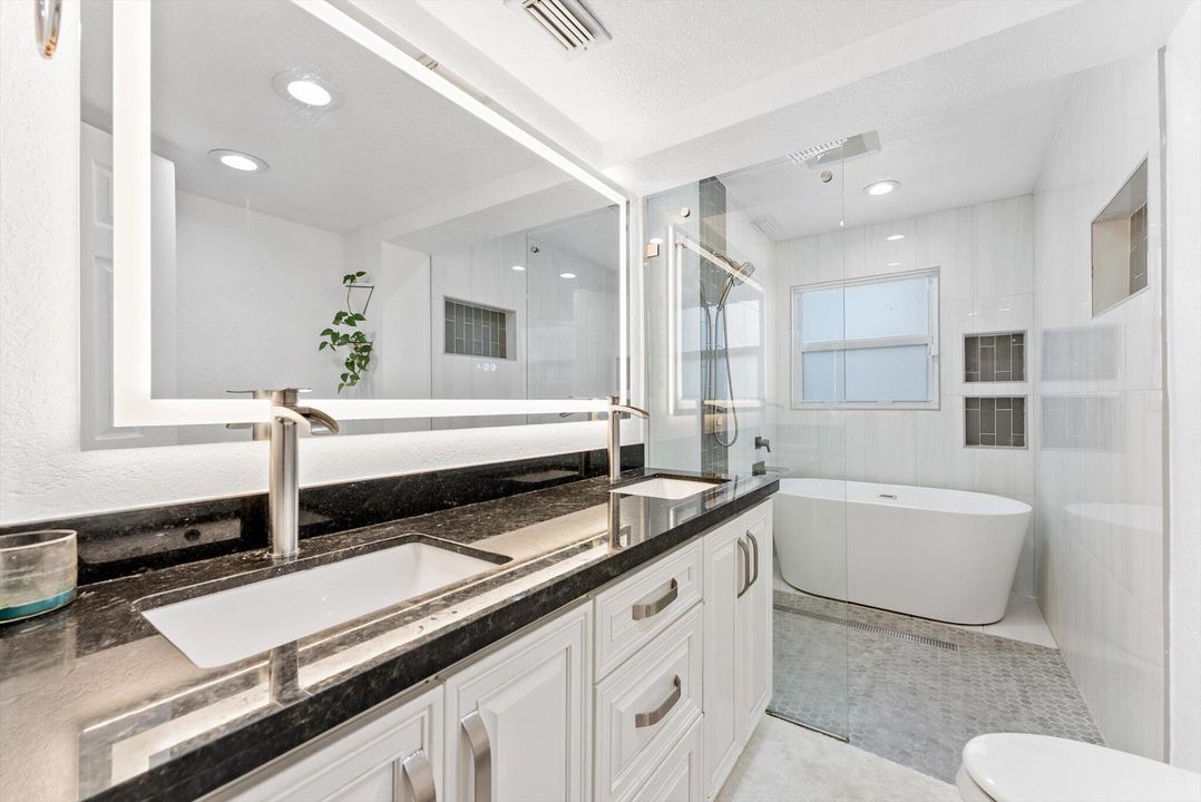 For Sale: $689,999 (4 beds, 3 baths, 1921 Square Feet)