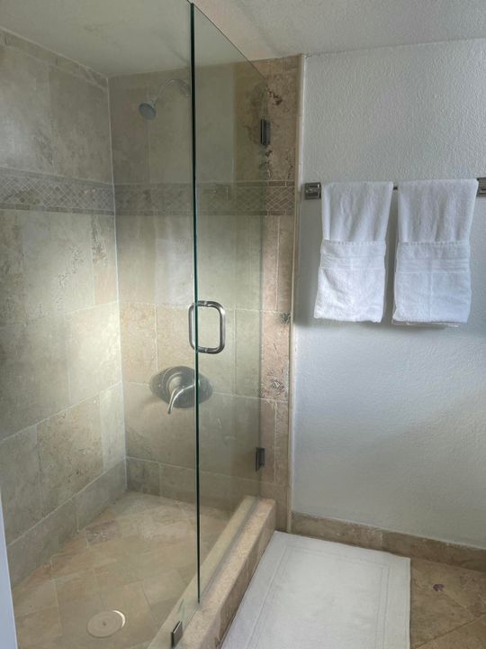 For Sale: $689,999 (4 beds, 3 baths, 1921 Square Feet)