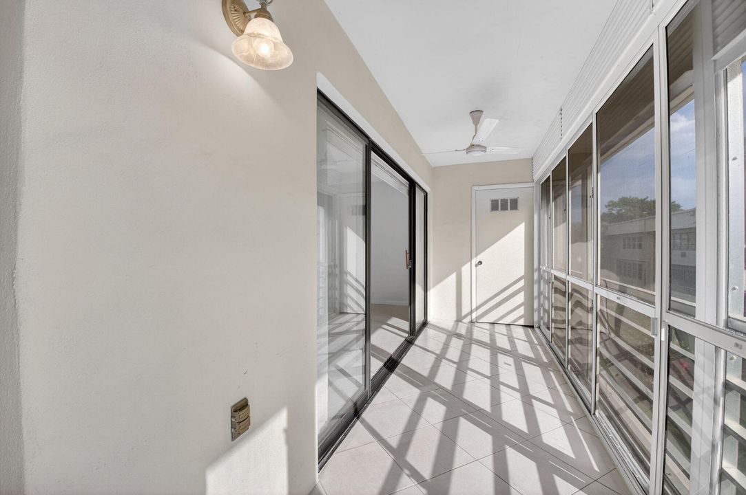 For Sale: $135,000 (2 beds, 2 baths, 1040 Square Feet)