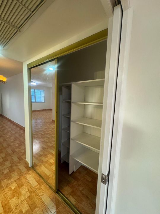 В аренду: $1,600 (1 спален, 1 ванн, 702 Квадратных фут)