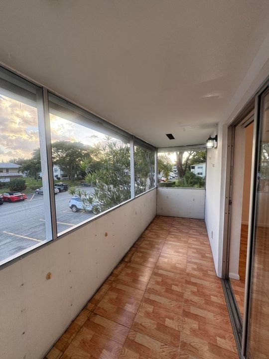 В аренду: $1,600 (1 спален, 1 ванн, 702 Квадратных фут)