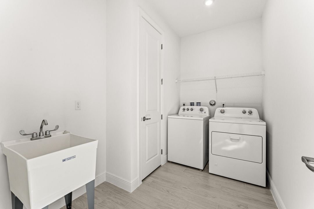 待售: $875,510 (4 贝兹, 3 浴室, 3110 平方英尺)