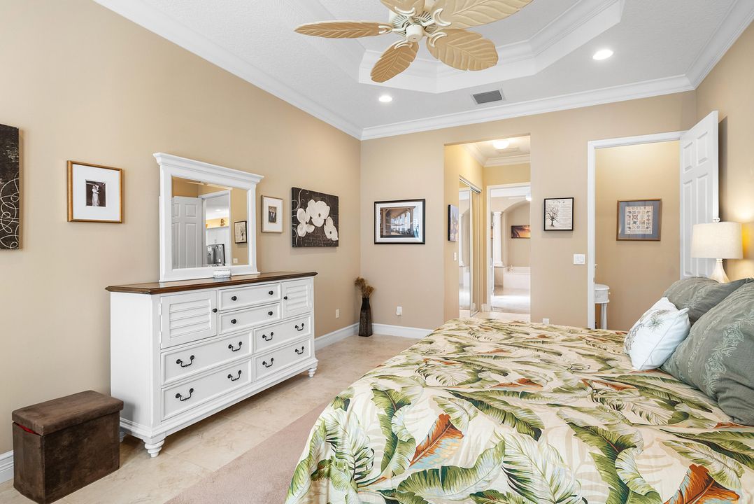 На продажу: $800,000 (3 спален, 2 ванн, 2160 Квадратных фут)