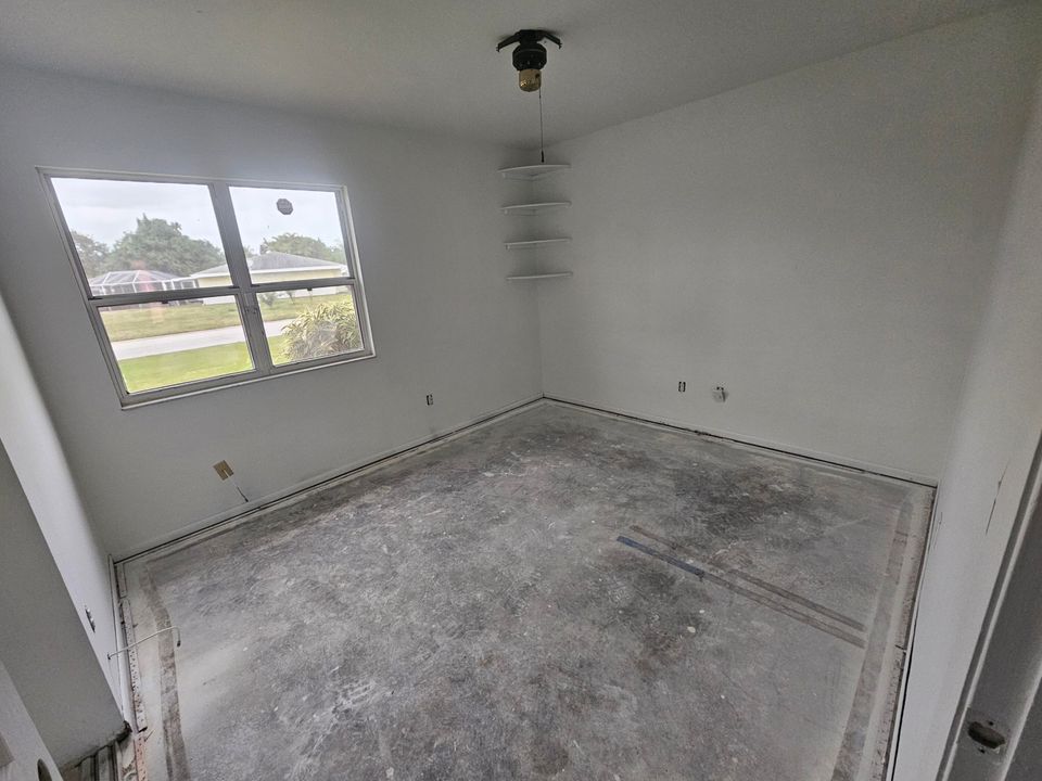 На продажу: $230,000 (3 спален, 2 ванн, 1176 Квадратных фут)