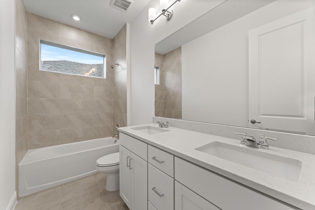 For Sale: $890,000 (4 beds, 3 baths, 3110 Square Feet)