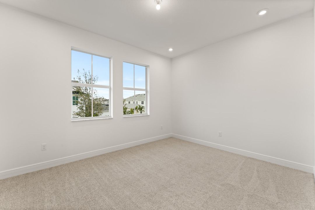 For Sale: $890,000 (4 beds, 3 baths, 3110 Square Feet)