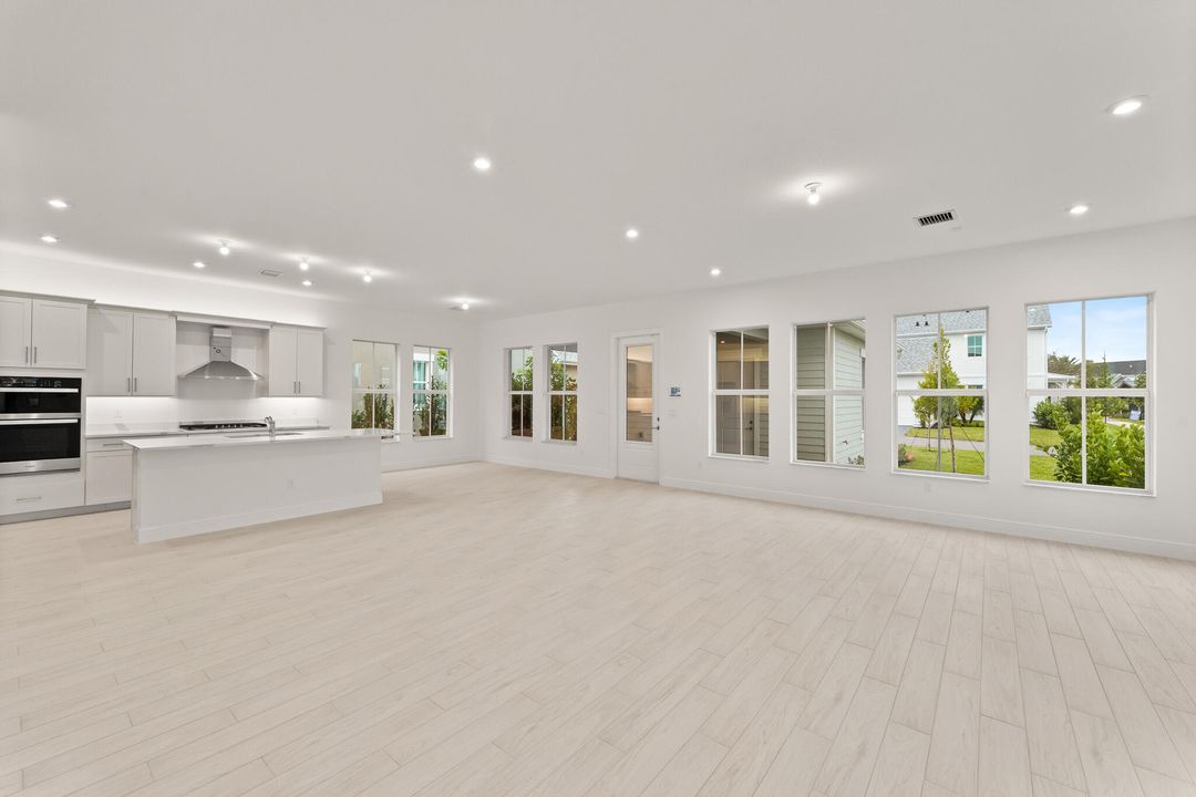 For Sale: $890,000 (4 beds, 3 baths, 3110 Square Feet)