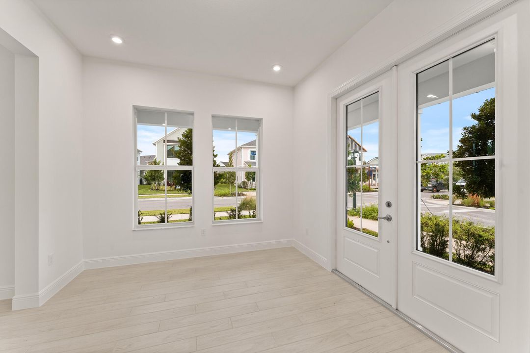 For Sale: $890,000 (4 beds, 3 baths, 3110 Square Feet)