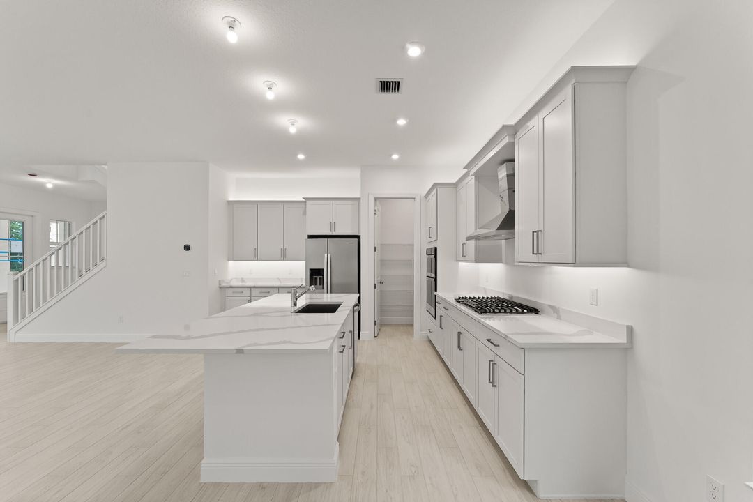 For Sale: $890,000 (4 beds, 3 baths, 3110 Square Feet)