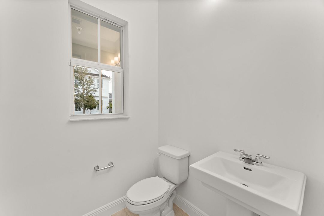 For Sale: $890,000 (4 beds, 3 baths, 3110 Square Feet)