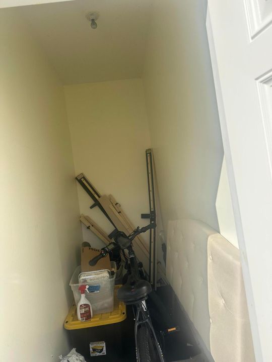 待售: $264,900 (3 贝兹, 2 浴室, 1180 平方英尺)