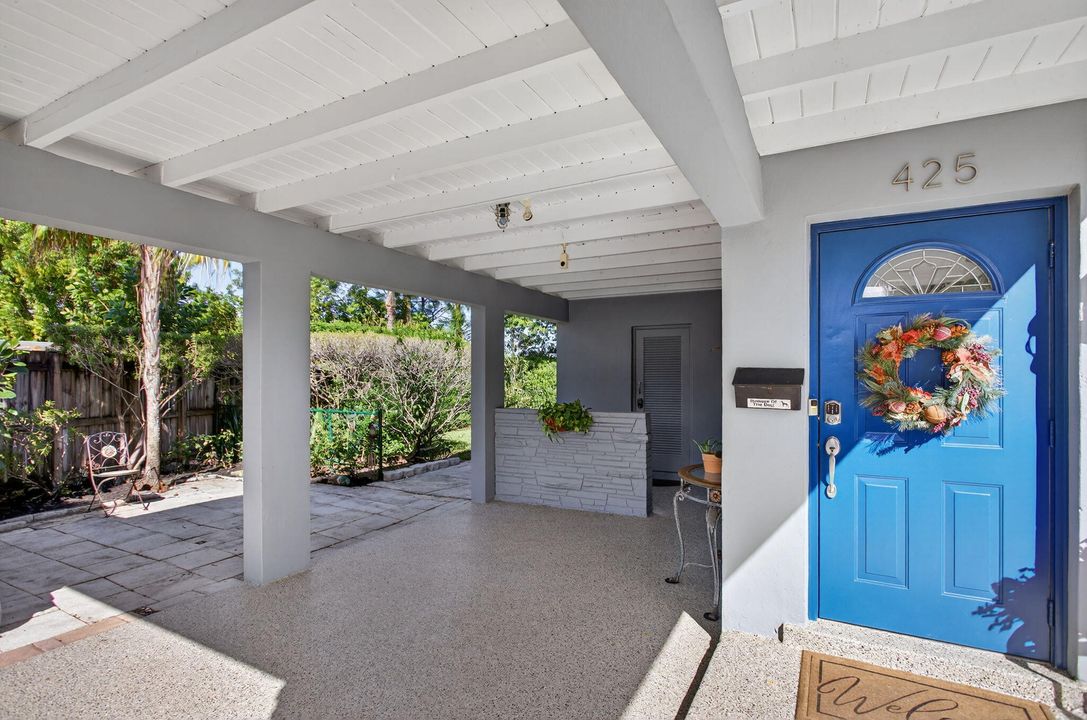 For Sale: $639,900 (3 beds, 2 baths, 1292 Square Feet)