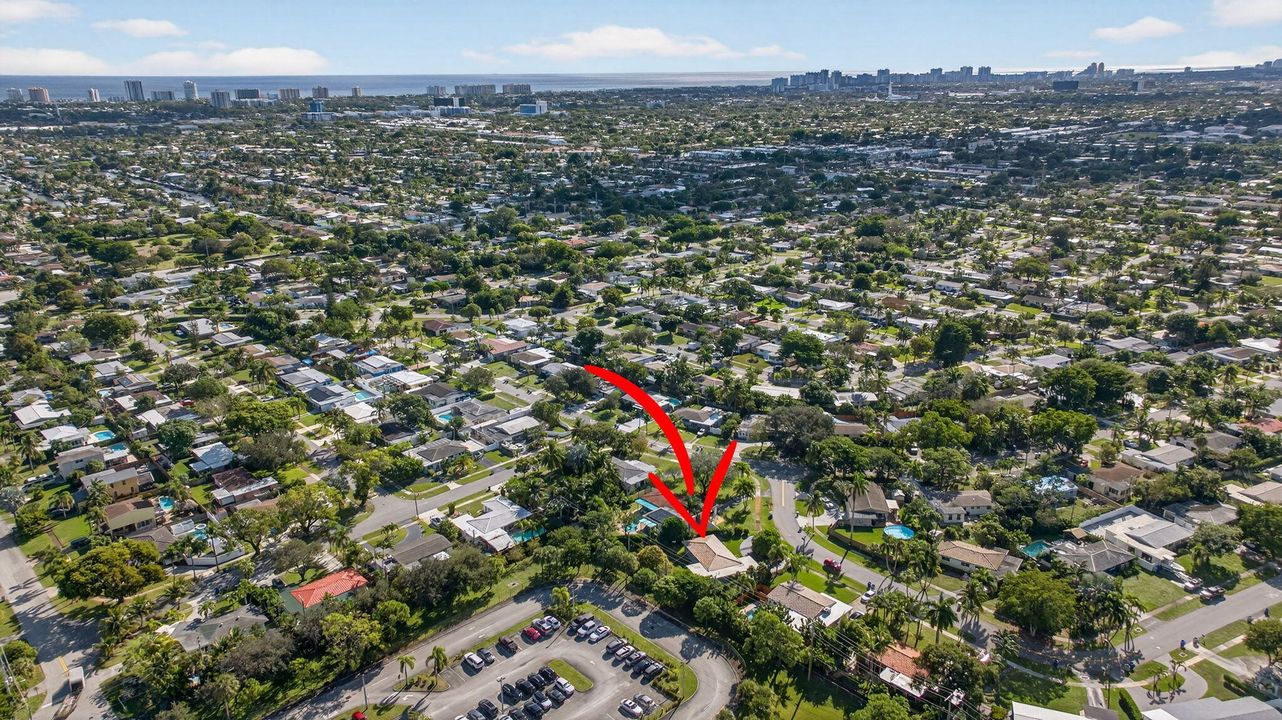 For Sale: $639,900 (3 beds, 2 baths, 1292 Square Feet)