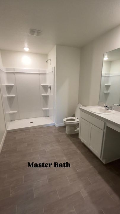 For Rent: $2,700 (4 beds, 2 baths, 2104 Square Feet)