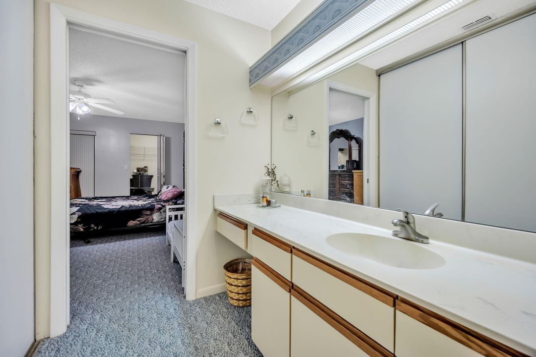 For Sale: $430,000 (2 beds, 2 baths, 1594 Square Feet)