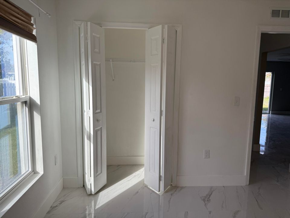 En Renta: $2,600 (4 camas, 2 baños, 1806 Pies cuadrados)