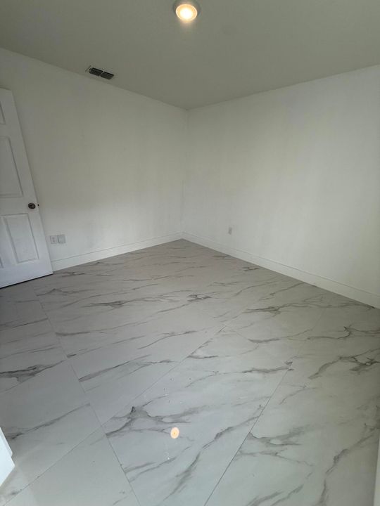 En Renta: $2,600 (4 camas, 2 baños, 1806 Pies cuadrados)