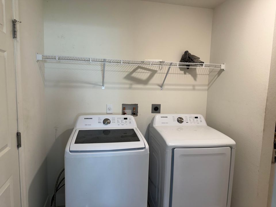 En Renta: $2,600 (4 camas, 2 baños, 1806 Pies cuadrados)