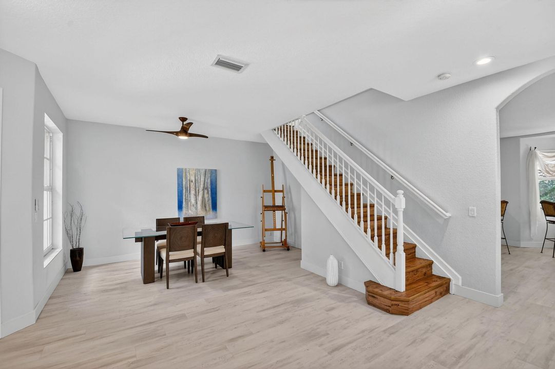 For Sale: $750,000 (4 beds, 2 baths, 2414 Square Feet)