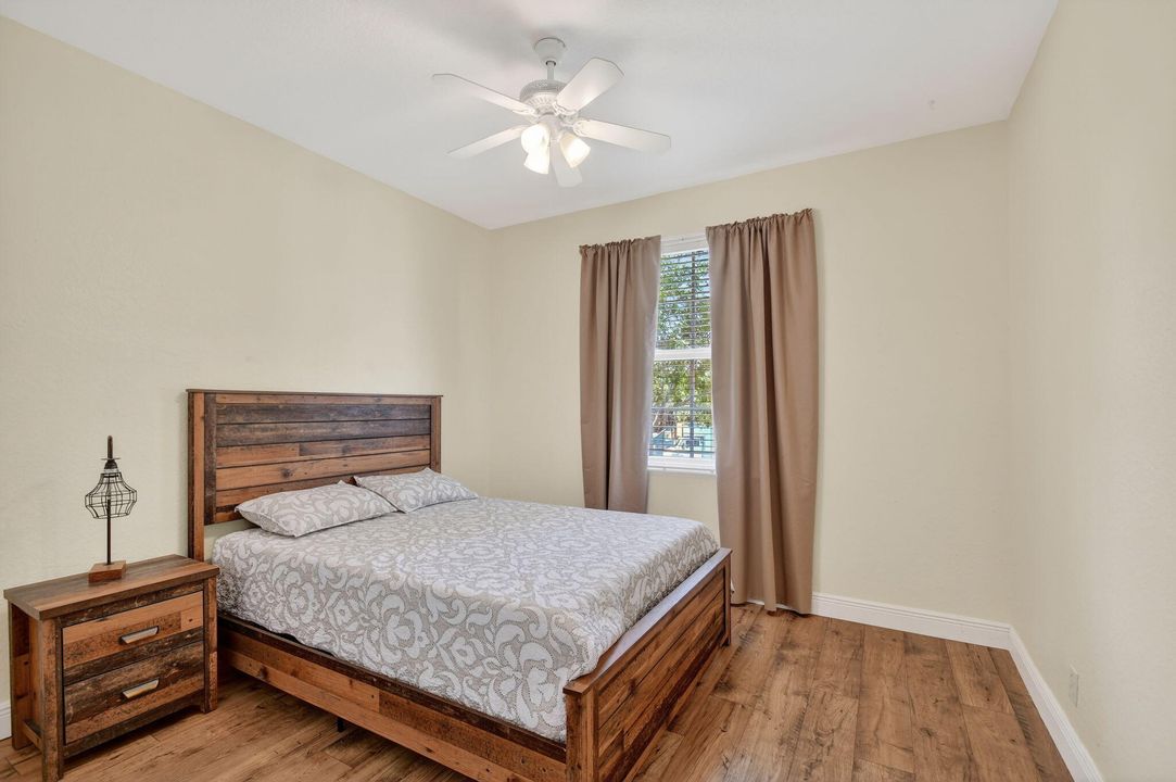 For Sale: $750,000 (4 beds, 2 baths, 2414 Square Feet)