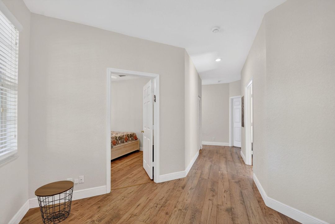 For Sale: $750,000 (4 beds, 2 baths, 2414 Square Feet)