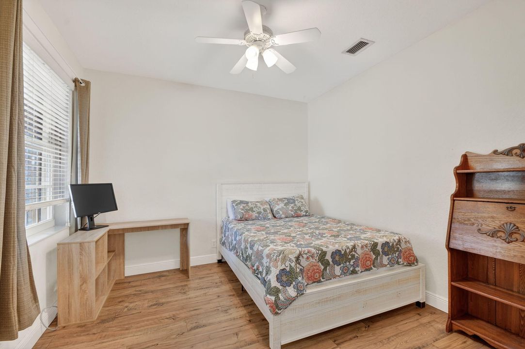 For Sale: $750,000 (4 beds, 2 baths, 2414 Square Feet)