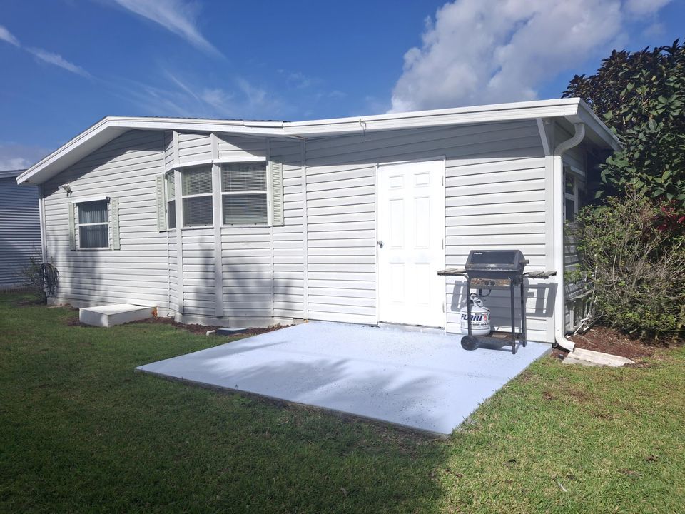 For Sale: $189,900 (2 beds, 2 baths, 1264 Square Feet)