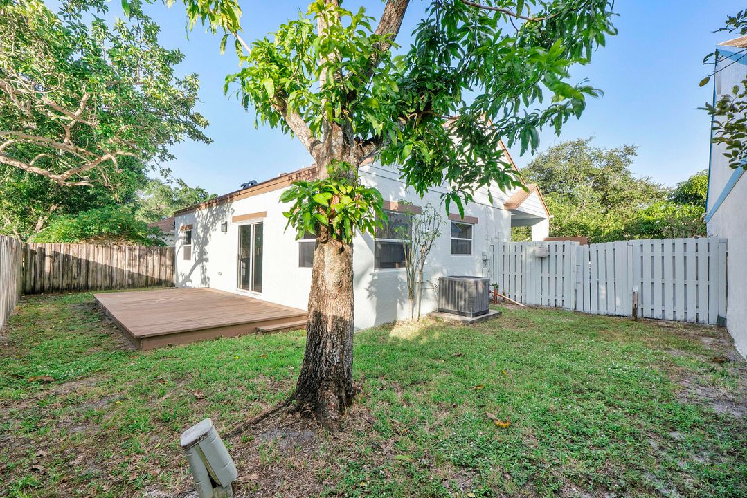 En Venta: $489,999 (2 camas, 2 baños, 1077 Pies cuadrados)