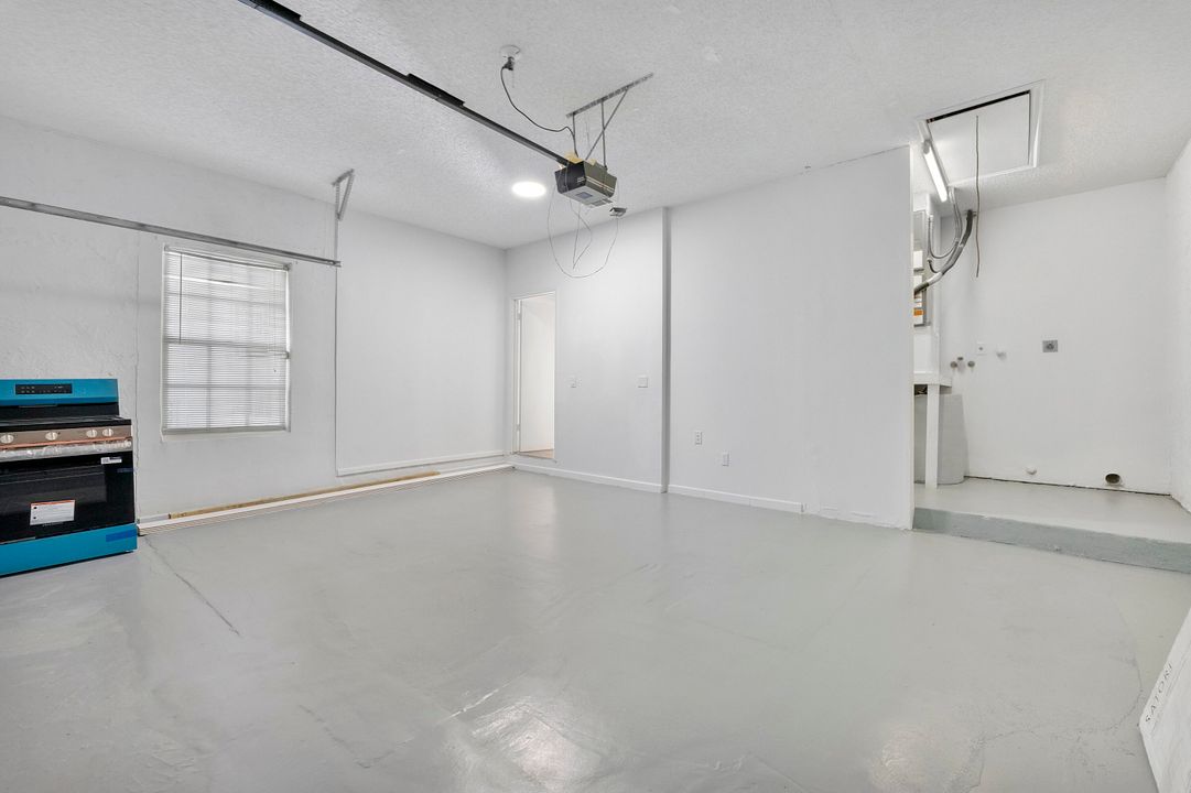 En Venta: $489,999 (2 camas, 2 baños, 1077 Pies cuadrados)