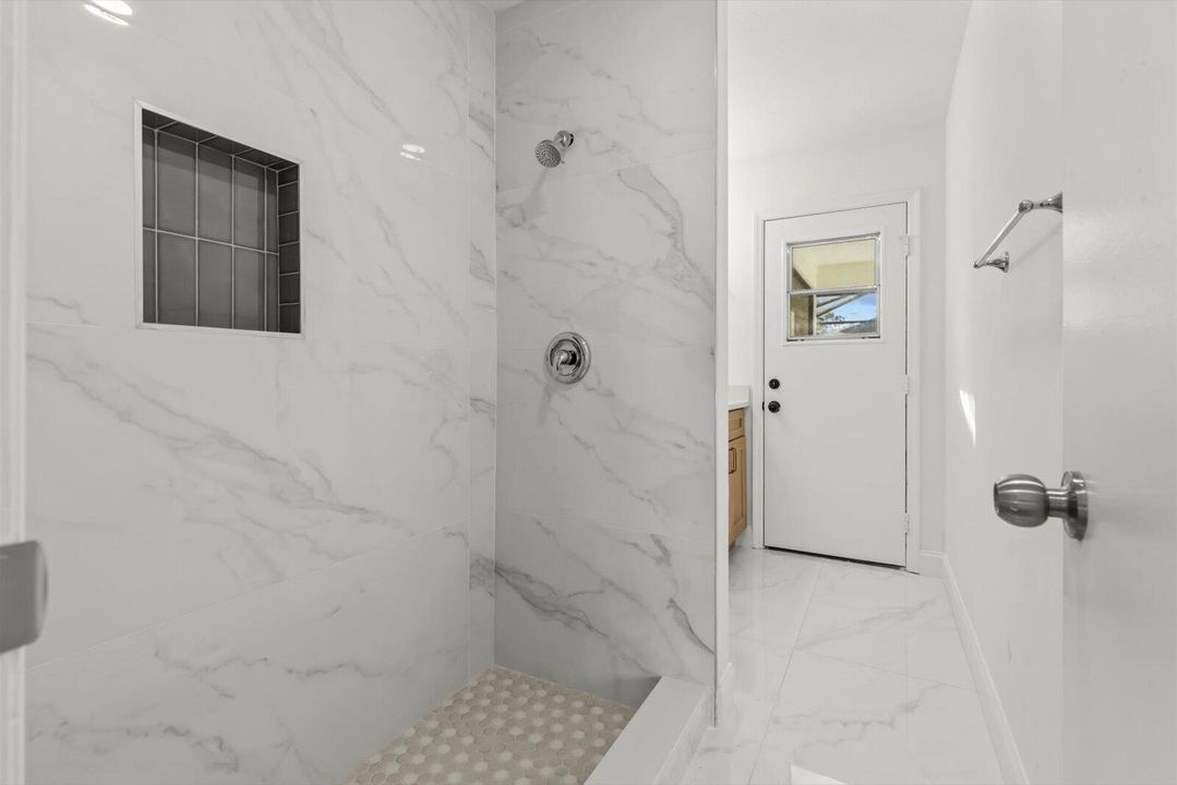 En Venta: $399,999 (3 camas, 2 baños, 1274 Pies cuadrados)