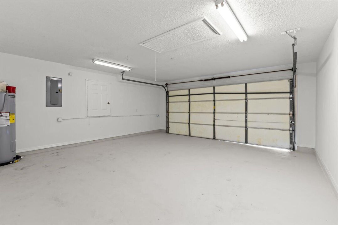 En Venta: $399,999 (3 camas, 2 baños, 1274 Pies cuadrados)