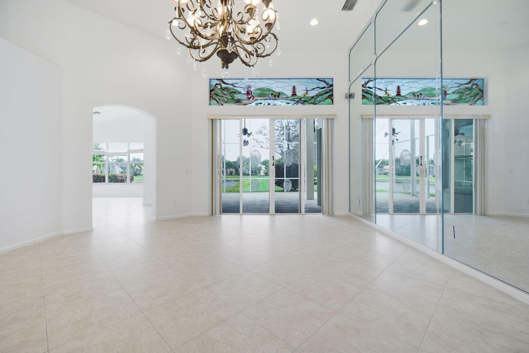 На продажу: $619,999 (4 спален, 2 ванн, 2683 Квадратных фут)