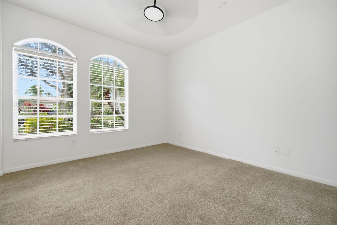 На продажу: $619,999 (4 спален, 2 ванн, 2683 Квадратных фут)