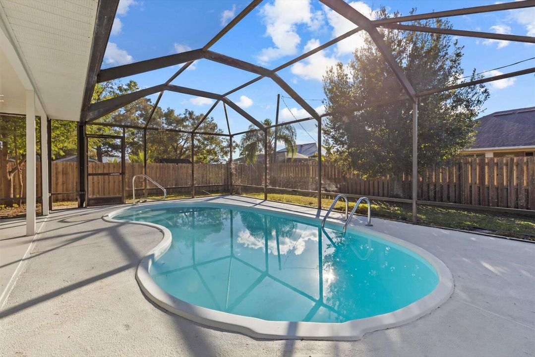 En Venta: $399,999 (3 camas, 2 baños, 1274 Pies cuadrados)