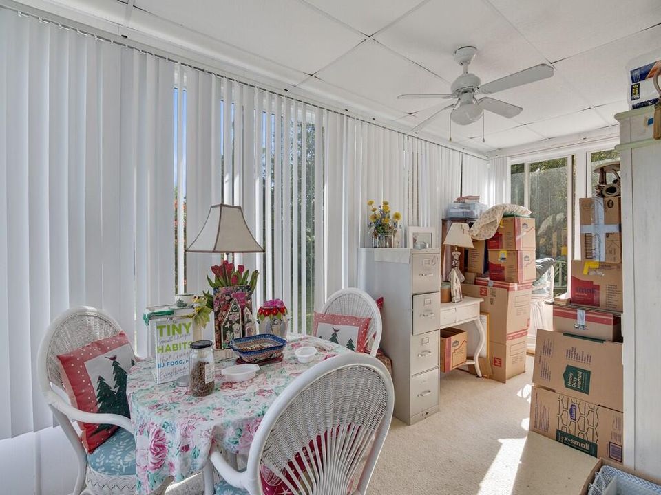 For Sale: $106,000 (2 beds, 2 baths, 1200 Square Feet)