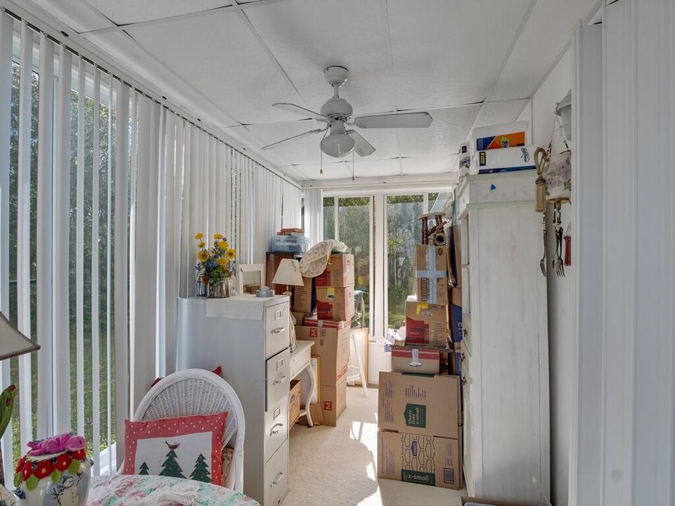 For Sale: $106,000 (2 beds, 2 baths, 1200 Square Feet)